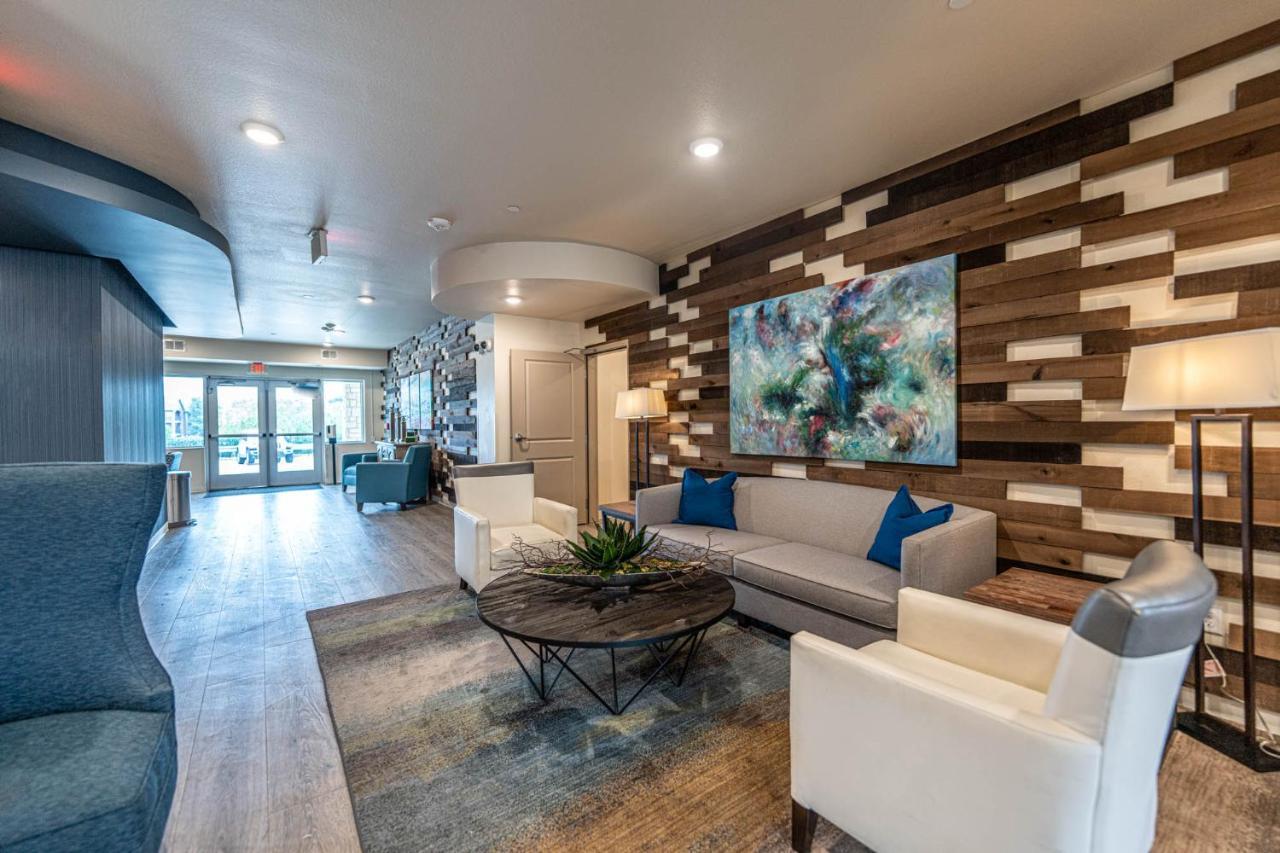 Soka Suites Dallas - Las Colinas Ірвінг Екстер'єр фото