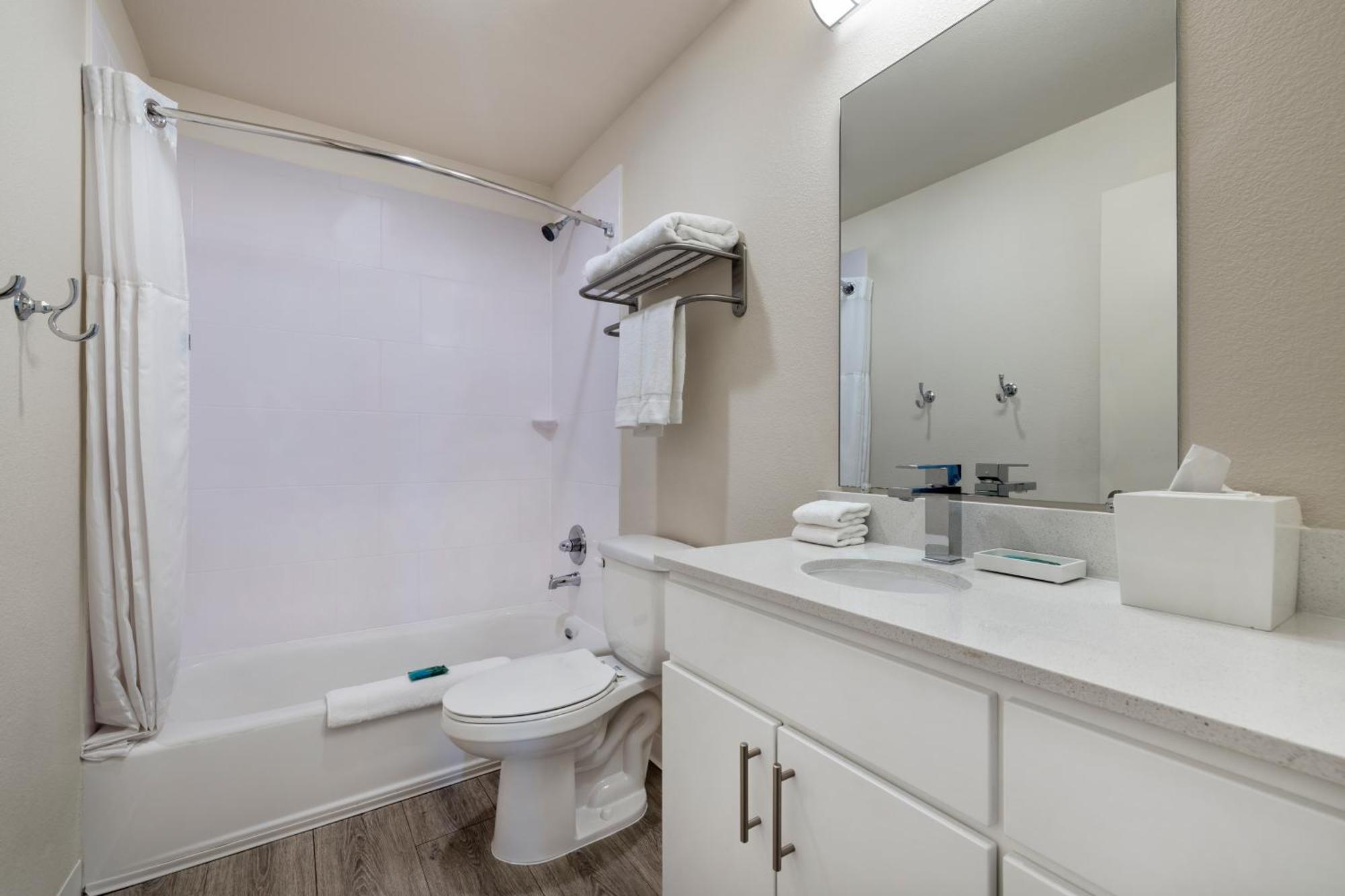Soka Suites Dallas - Las Colinas Ірвінг Екстер'єр фото